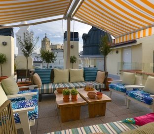 Foodtrack Terraza  Vincci The Mint 4* Madrid